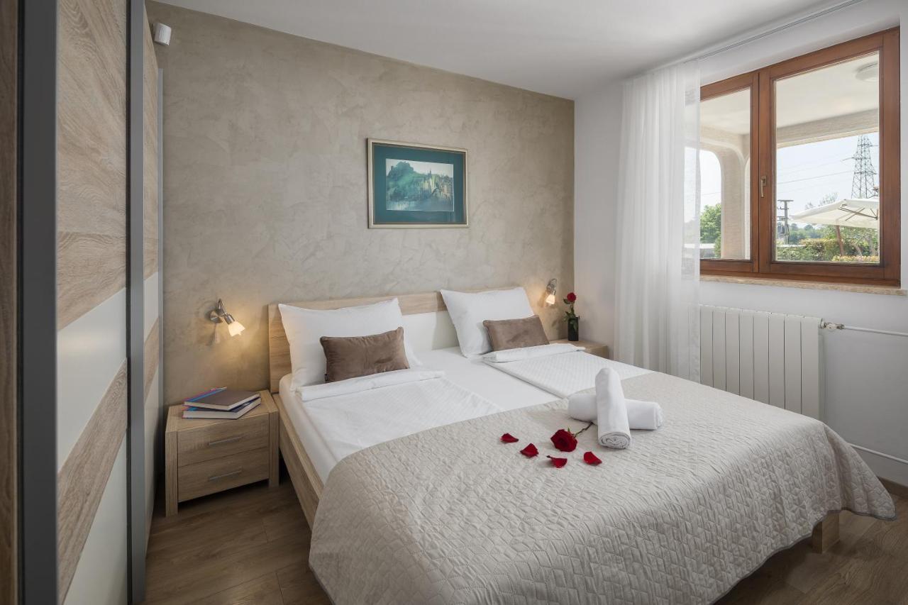 Villa Alena Poreč Exterior foto